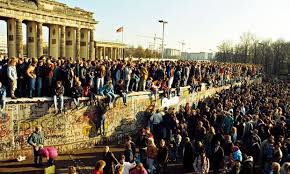 berlin_wall_falls